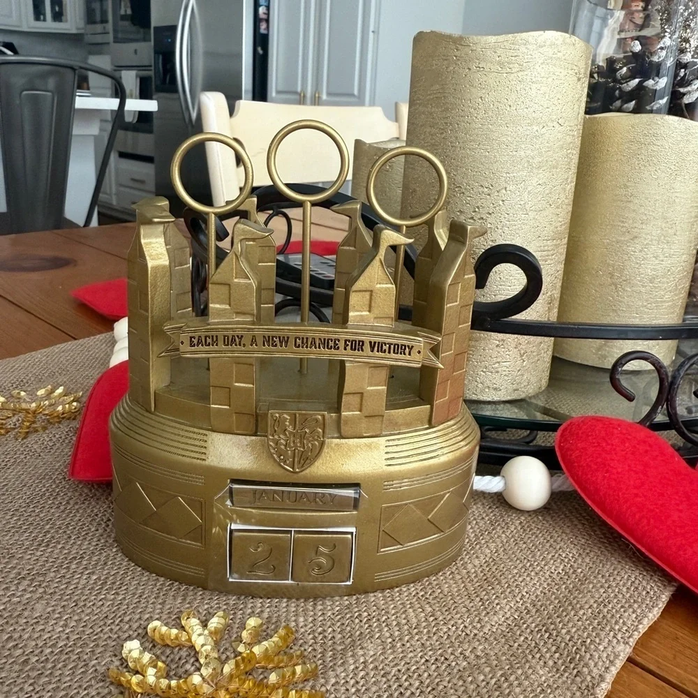 Harry Potter™ Quidditch™ Pitch Perpetual Calendar for Office/Home. NEW
